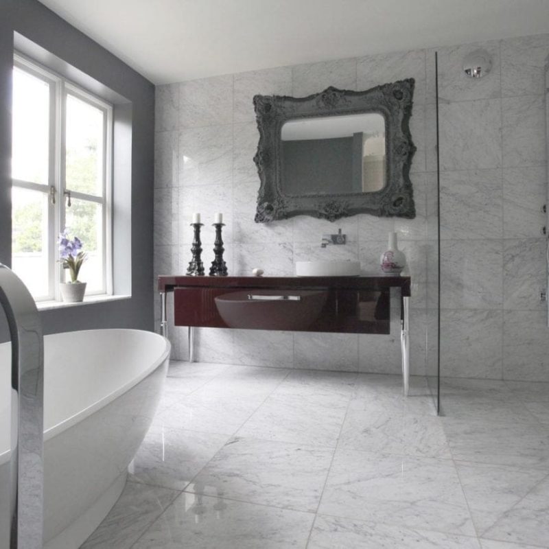 Luxurious Bathroom-min