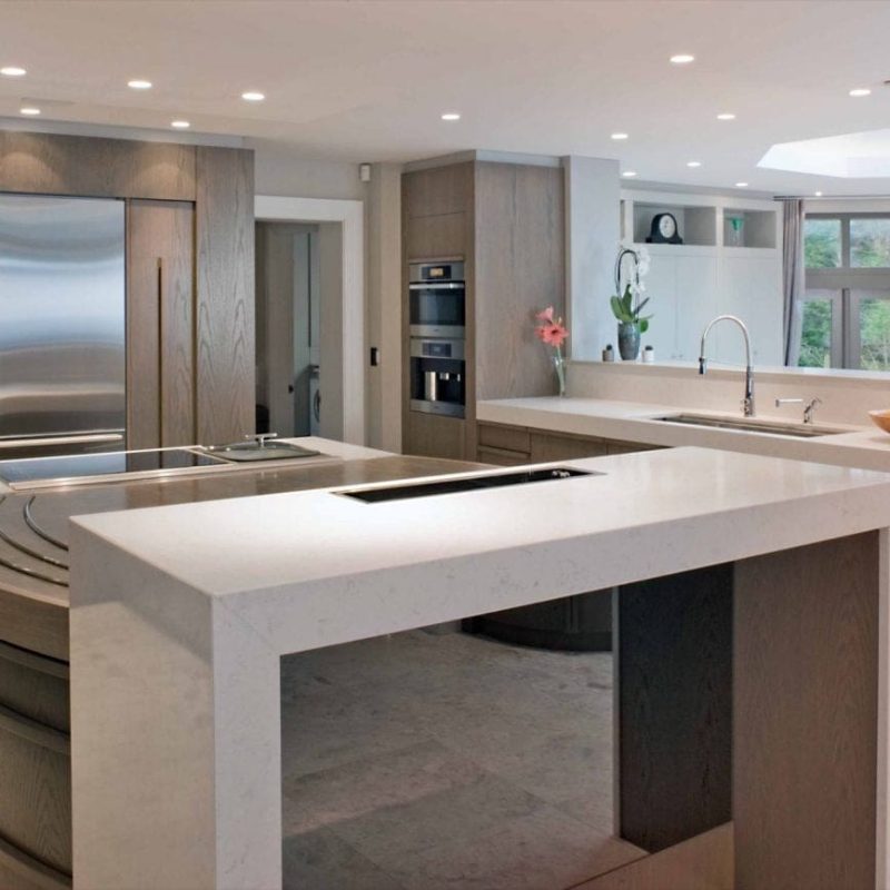 Wood and Stainless Steel Kitchen 1-min